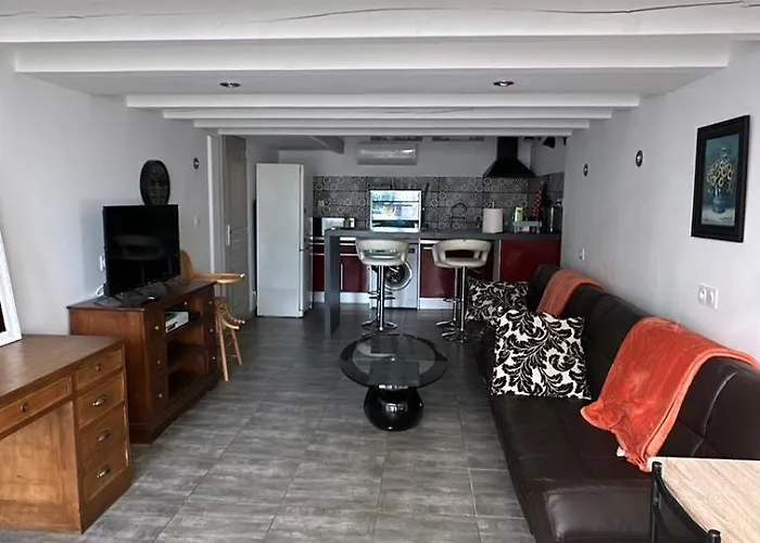 Chez Ben Avec Le Confort Clim Wifi Netflix Gratuit Διαμέρισμα Καστρ