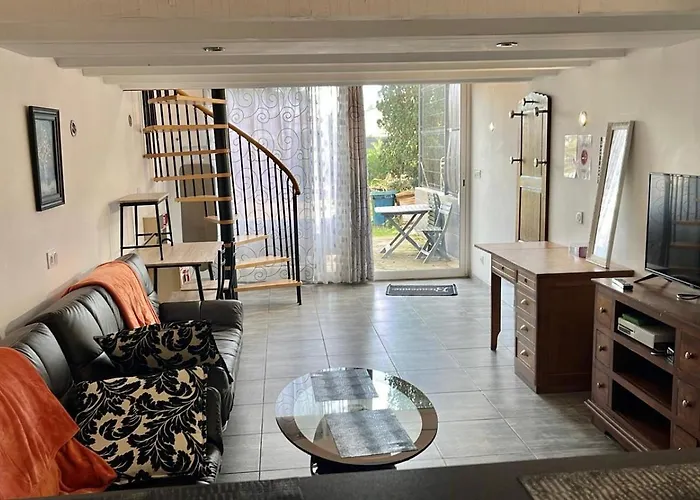 Chez Ben Avec Le Confort Clim Wifi Netflix Gratuit Καστρ