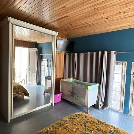 Chez Ben Avec Le Confort Clim Wifi * 卡斯特尔